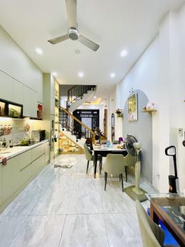 BÁN NHÀ ĐƯỜNG PHAN ĐĂNG LƯU - KHU PHAN XÍCH LONG - 50 M2 - 4 TẦNG - NHÀ ĐẸP Ở NGAY CÁCH 20 MÉT LÀ MẶT TIỀN ĐƯỜNG