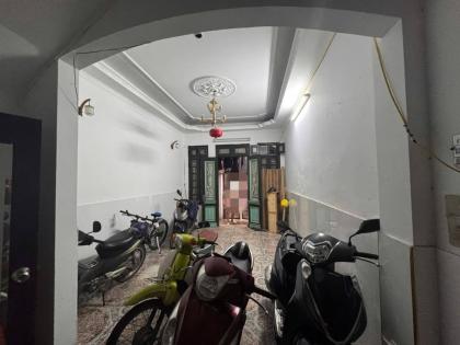 Bán nhà đường Kim Ngưu, Hai Bà Trưng, ngõ thoáng, gần ô tô, 8 phòng cho thuê
