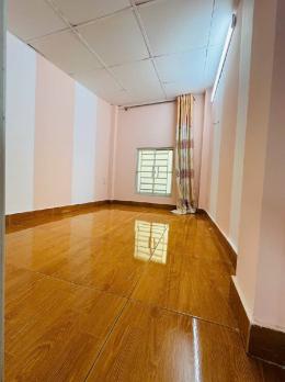 Bán nhà hẻm xe tải thông Âu Cơ, 3 tầng, hơn 2 tỷ