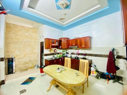 NHÀ 3 TẦNG 64M2 KHU VIP, HẺM OTO TRÁNH THÔNG. ĐỦ TIỆN ÍCH, NHÀ ĐẸP Ở NGAY. LÂM THỊ HỐ, TÂN CHÁNH