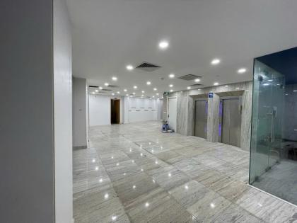 Cho thuê MBKD mặt phố Khúc Thừa Dụ, Cầu Giấy, 150m2, 7 tầng, 285tr