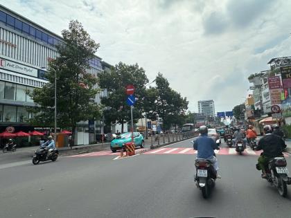 Bán đất xây nhà cao tầng 112m2 HXH Dương Quảng Hàm ngang 4m sát Bình Thạnh nhỉnh 11 tỷ