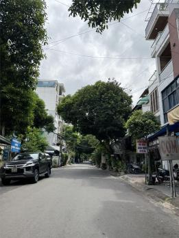 **Bán nhà hxh Hoàng Hoa Thám, phường 12, Tân Bình; góc 2MT (4,5x15m)