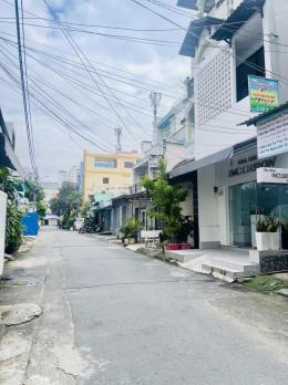 Bán nhà HXH 8m Trịnh Đình Trọng - gần Kênh Tân Hóa, 7,8x8,5m, 2 Tầng - 2PN, 7,9 tỷ.