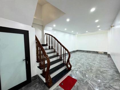 Cần bán nhà mặt phố 75m2, 7 Tầng, Thịnh Liệt, Hoàng Mai, Giá chào 28 tỷ