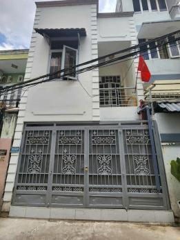 Bán nhà Quận 7 – 4x16m, 2 tầng, 3PN, hẻm xe tải đậu cửa, giáp Phú Mỹ Hưng – giá 6.8 tỷ