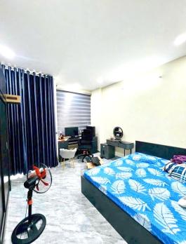 Gần nhà ga T3! Nhà Đẹp 72M² 4 Tầng Ô TÔ NGỦ TRONG NHÀ – 6.x Tỷ TL!