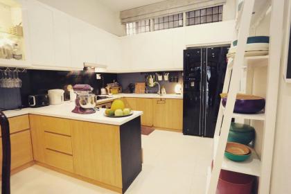 Cho thuê nhà vp,ô tô, kd, Lê Đại Hành, Hai Bà Trưng, 90m2, 4 tầng, 35tr
