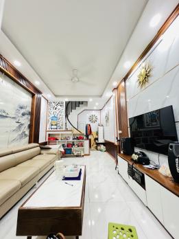 BÁN NHÀ PHỐ QUAN NHÂN, THANH XUÂN, NHÀ ĐẸP 2 THOÁNG, Ô TÔ 10M