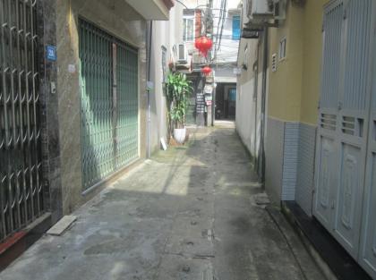 Ngộp Bank bán gấp nhà ngõ 168 Kim Giang cạnh The Manor 31m2 chỉ 1.99 tỷ. LH 0989626116