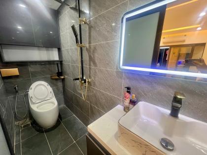 ????Siêu đẹp chung cư 198 Nguyễn Tuân, 90m 3PN, Nội thất 5 sao, chỉ 8.6 tỷ????