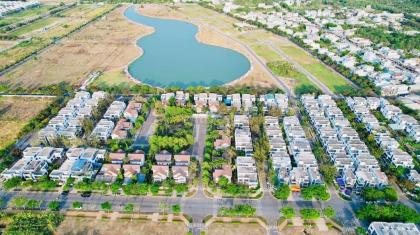 Bán nhà mới xây đối diện công viên khu đô thị Đông Tăng Long