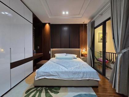 **Bán nhà mặt tiền Phan Văn Sửu, phường 13, Tân Bình; 7*14m - 4 tầng
