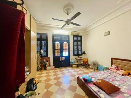 Bán Nhà Mặt Phố Quận Ba Đình 80m2-4T MT5m 1 SỔ 1 CHỦ 59 Tỷ Mạc ĐĨnh Chi.