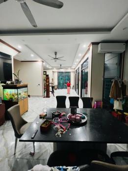 Bán Nhà Đường Bưởi Ba Đình 78m2-5T LÔ GÓC MT15m Vỉa Hè 38,5 Tỷ Có Thương Lượng.