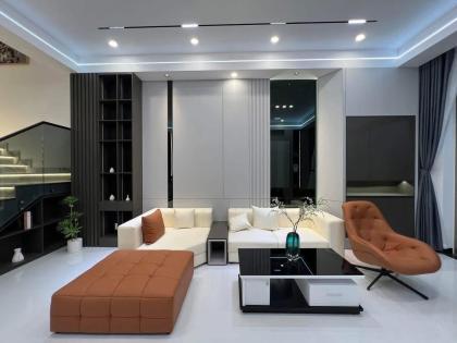 **Bán nhà phường 2 Tân Bình, HXH Phổ Quang; 4x17, 3 tầng - bv Tâm Anh
