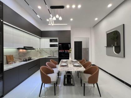 **Bán nhà phường 2 Tân Bình, HXH Phổ Quang; 4x17, 3 tầng - bv Tâm Anh