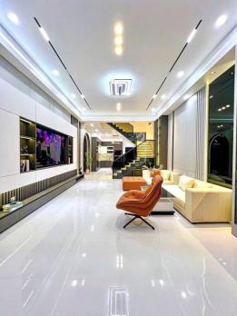 **Bán nhà MT đường Trần Văn Danh, phường 13, Tân Bình (4*22) cổng ga T3