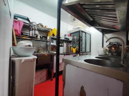 Cho thuê nhà C8 Giảng Võ, Diện tích 65m x 1tầng, mặt tiền 5.5m,giá 18 triệu