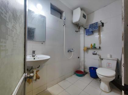 Cho thuê nhà Nhà Ngọc Khánh -Đê La Thành Diện tích 33m x 2.5 tầng, mặt tiền 6m,giá 8 triệu.