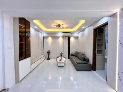 BÁN TẬP THỂ ĐƯỜNG GIẢI PHÓNG, THANH XUÂN, NHÀ ĐẸP FULL NỘI THẤT, 10M RA MẶT PHỐ, SỔ ĐỎ LỚN
