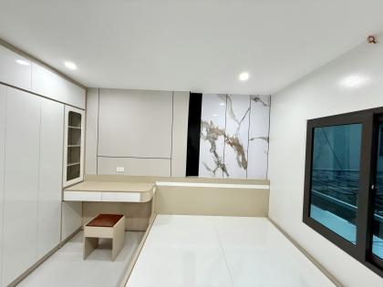 BÁN TẬP THỂ ĐƯỜNG GIẢI PHÓNG, THANH XUÂN, NHÀ ĐẸP FULL NỘI THẤT, 10M RA MẶT PHỐ, SỔ ĐỎ LỚN