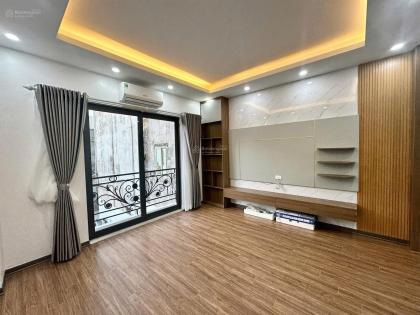 Cho thuê nhà thang máy An Dương Vương-Tây Hồ, 30m2, 5 tầng, 4 ngủ, 15tr