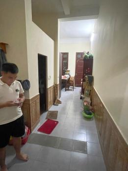 Cho thuê nhà ô tô, vp, kd Láng Hạ, Đống Đa, 65m2, 4 tầng, 5 ngủ, 23.5tr