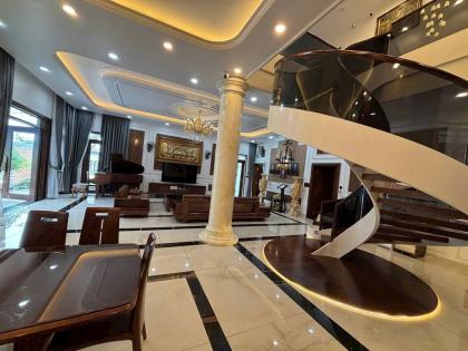BIỆT THỰ VƯỜN NGHỈ DƯỠNG CAO CẤP 500M² – THẠNH XUÂN, Q.12
