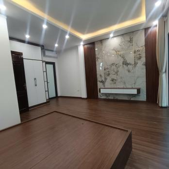 BÁN NHÀ 5T MỚI GẦN GA TẦU ĐIỆN  TRÊN CAO TẠI TRẦN PHÚ - HÀ ĐÔNG, THANG MÁY,  GIÁ CHỈ 9.6 T