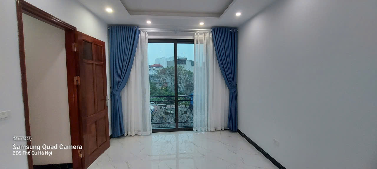 BÁN NHÀ 5T GẦN SÂN BÓNG MẬU LƯƠNG - HÀ ĐÔNG - 30M2 - GIÁ CHƯA ĐẾN 6 TỶ
