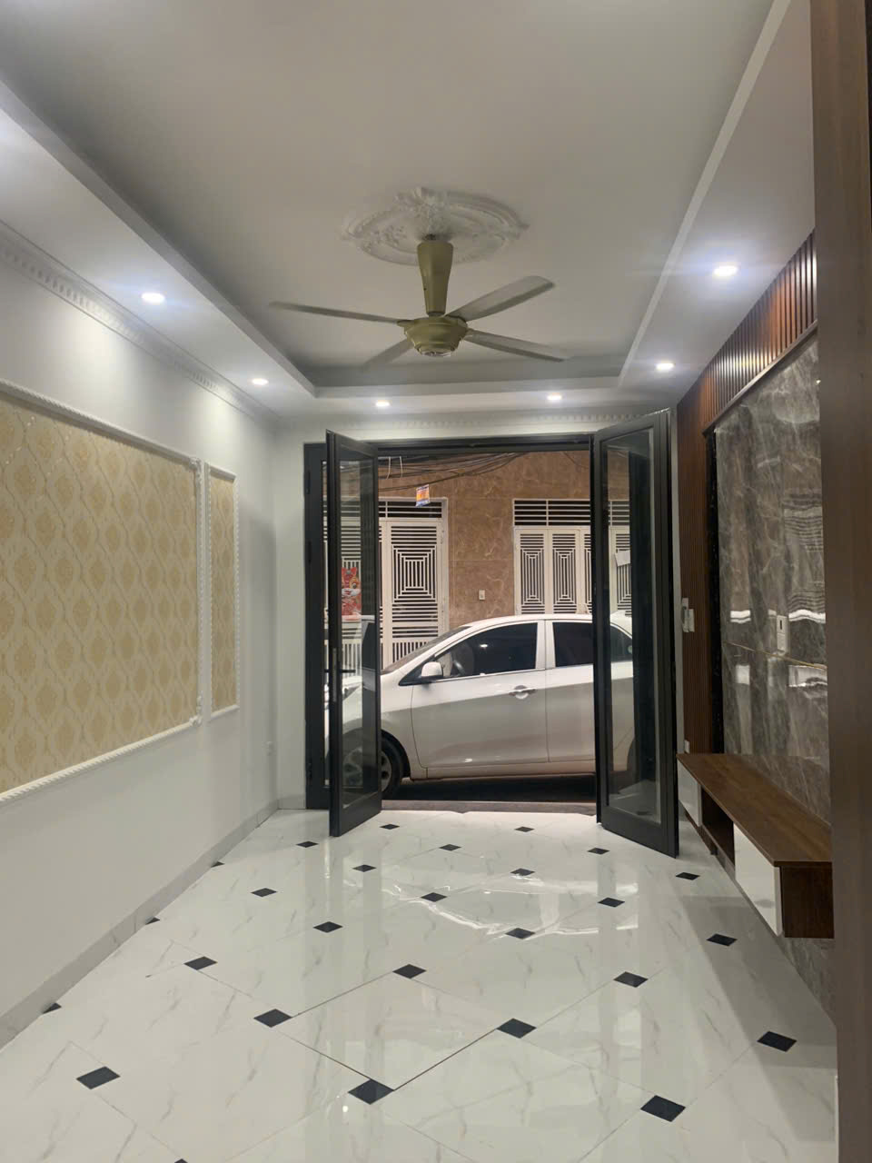 BÁN NHÀ 5T MỚI TINH 2 MẶT THOÁNG Ô TÔ ĐẬU CỬA TẠI ĐA SỸ