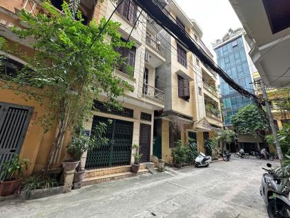 Bán Nhà P/Lô Ô Tô Tránh Kim Mã Ba Đình 60m2-4T MT5m Lô Góc 3 Thoáng 26 Tỷ Có THương Lượng.