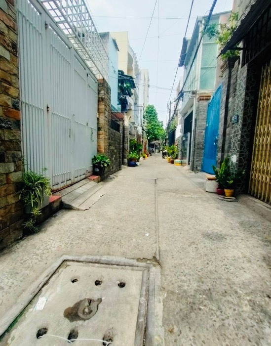 102m2 NGUYỄN HỒNG ĐÀO HXH NGANG 6m, gần mặt tiền hơn 8 tỷ
