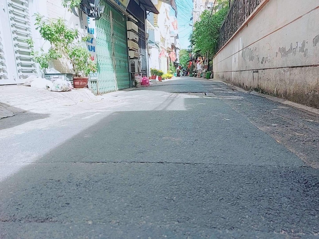 HXH thông Văn Chung, 41m2, cho thuê 8 triệu/M, 4ty6