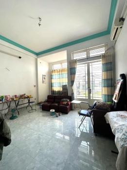 NGAY THCS ĐOÀN THỊ ĐIỂM - QUẬN 3 - HẺM 5M, DIỆN TÍCH 40M2, 4 TẦNG, CHỈ 8 TỶ XÍU.