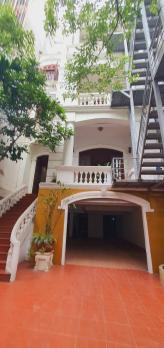 Bán Nhà P/Lô Ô Tô Phố Trích Sài Tây Hồ 215m2-5T MT10m 12 Phòng 85 Tỷ Có Thương Lượng.