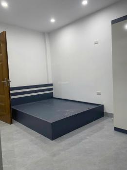 Cho thuê nhà, full đồ Trần Cung-Cầu Giấy, 50m2, 6 tầng, 10 ngủ, 43 triệu