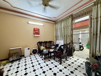 Quận 1 - Bán nhà gần mặt tiền TPHCM, gần chợ Bến Thành, giá tốt