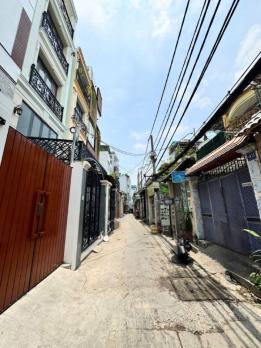 Quận Phú Nhuận - Bán nhà mặt tiền TPHCM, khu kinh doanh, giá tốt
