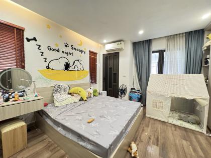 Bán Nhà Phố Tôn Đức Thắng Đống Đa 126m2-3T MT10m 22,7 Tỷ Có Thương Lượng.