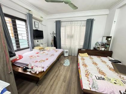Bán Nhà Phố Tôn Đức Thắng Đống Đa 126m2-3T MT10m 22,7 Tỷ Có Thương Lượng.
