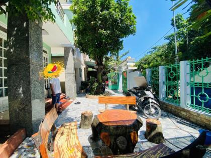 BIỆT THỰ TẤN TRƯỜNG VIEW SÔNG – KHU NHÀ GIÀU Q7 CÓ THANG MÁY – 4 TẦNG – GẦN PHÚ MỸ HƯNG