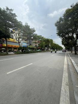 Bán Nhà Mặt Phố Nguyễn Khánh Toàn Cầu Giấy 265m2-4T MT15m LÔ GÓC 3 THOÁNG 210 Tỷ.