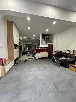 Bán nhà HXH 5m Lãnh Binh Thăng - ngay Lê Đại Hành, 3 Tháng 2, 5,5x12m, 3 Tầng, 10,8 tỷ.