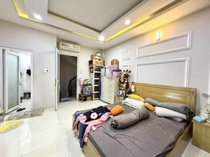 Nhà HXH Đường Phan Xích Long Phường 4 Phú Nhuận Cũ.