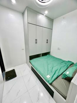 Bán căn hộ tập thể tầng 1 đường Phan Đình Giót, Thanh Xuân, nhà đẹp ở luôn, ô tô cạnh nhà