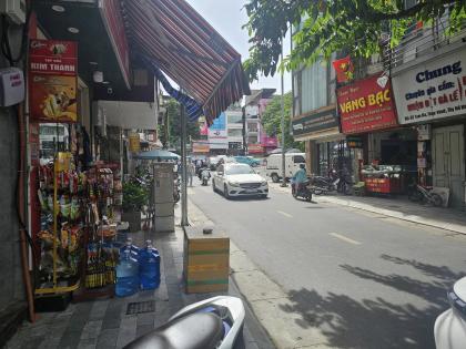 Bán Nhà Mặt Phố Dốc Tam Đa Tây Hồ 70m2-3T 27 Tỷ Có Thương Lượng.