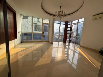 Bán Nhà Phố Đặng Thai Mai Tây Hồ 60m2-6T MT6m VIEW Hồ LÔ GÓC 36 Tỷ Có Thương Lượng.