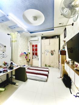 Chỉ 1 căn duy nhất - Nhà mới 5 tầng BTCT ở ngay giá 5,3 tỷ